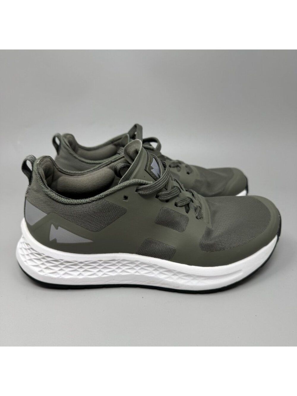 GoRuck Rough Runner Sneakers Shoes Olive/Green Women's Size 6.5